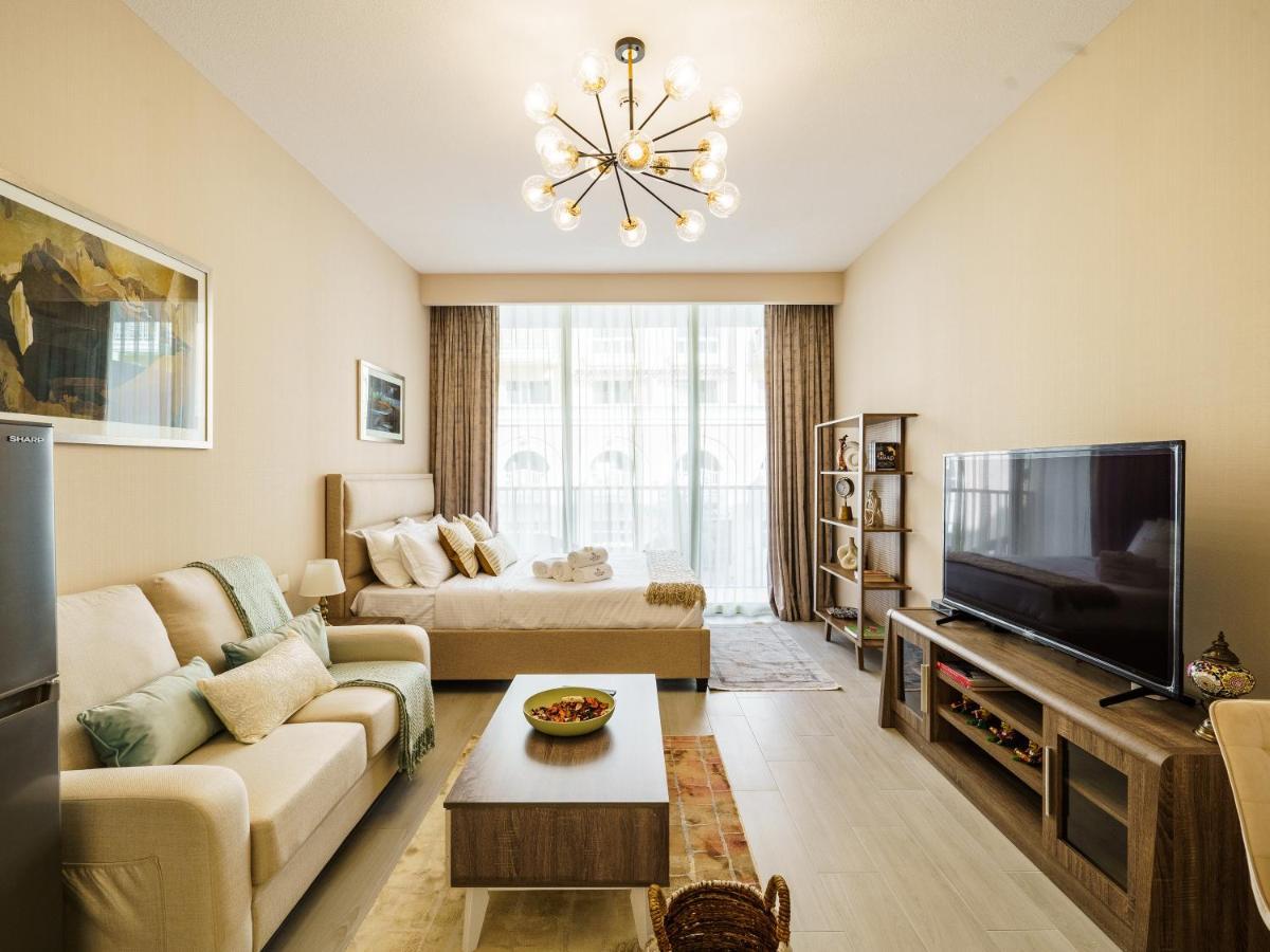 Elegant And Comfy - Jvc *
