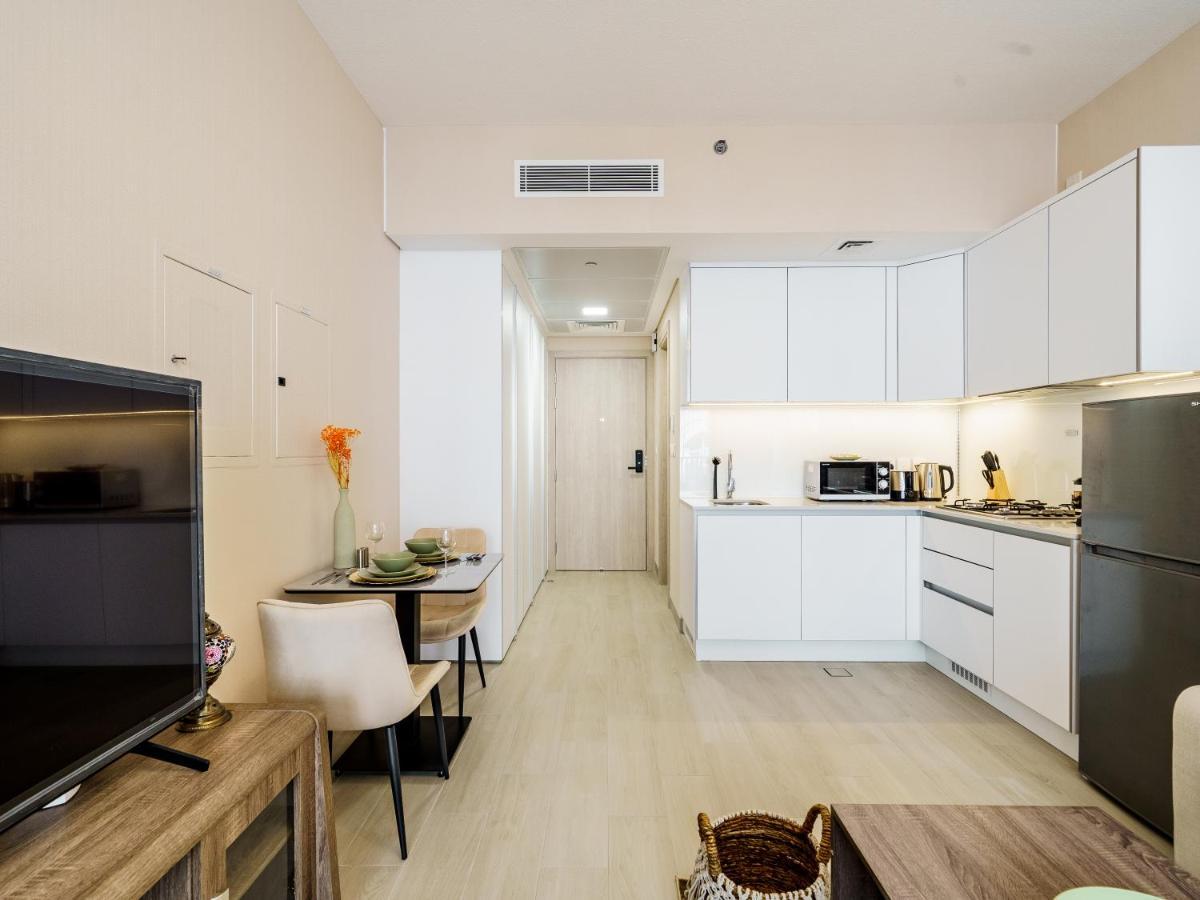 Elegant And Comfy - Jvc Apartment *